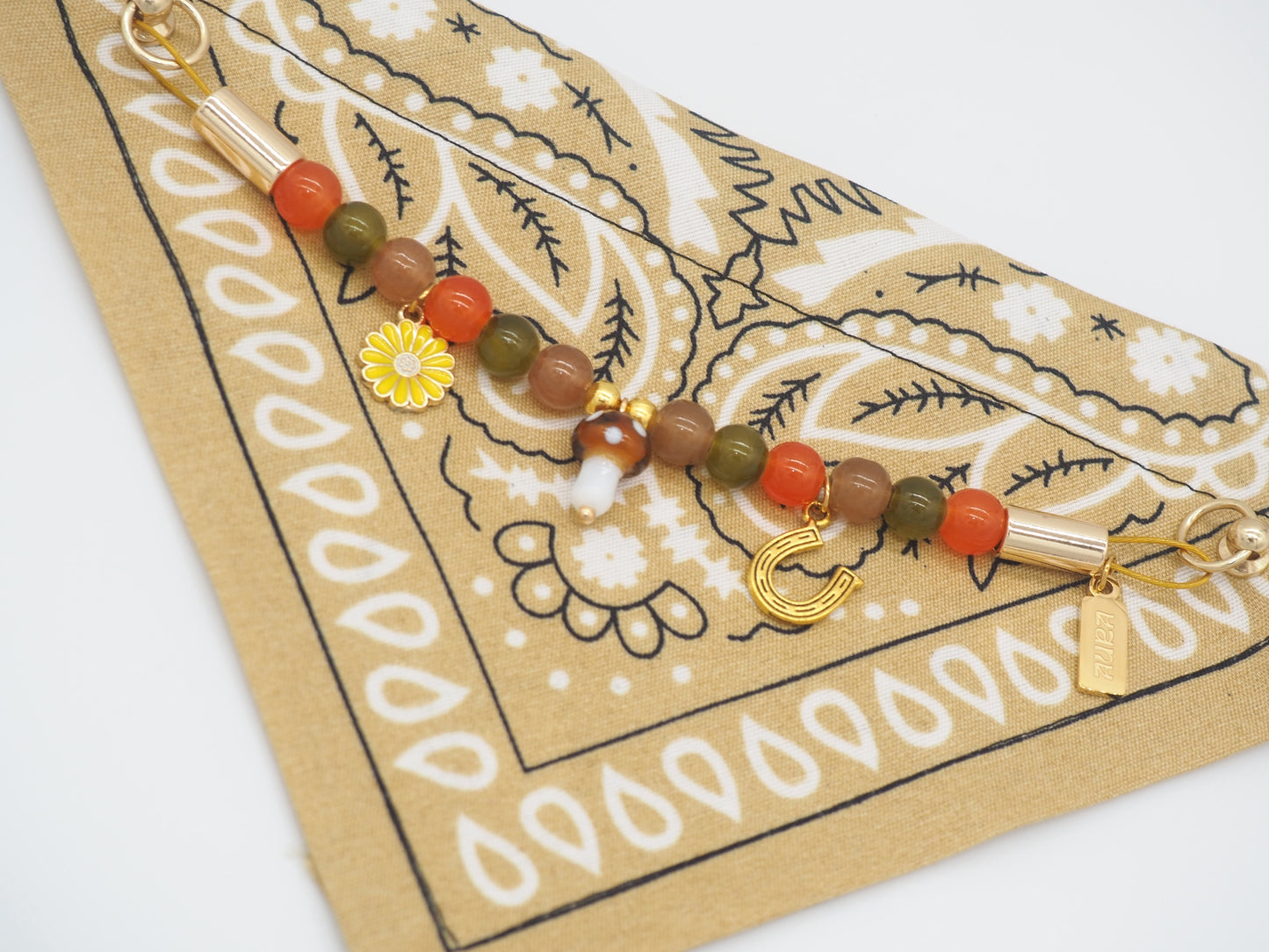 犬と猫用のイエローアリゾナバンダナカラー